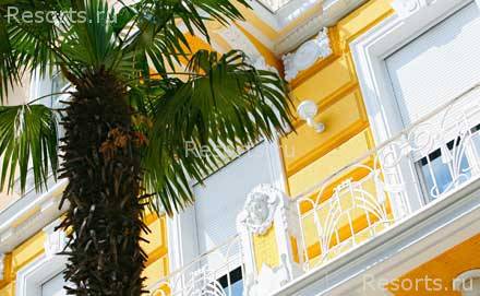 Bristol Hotel 5